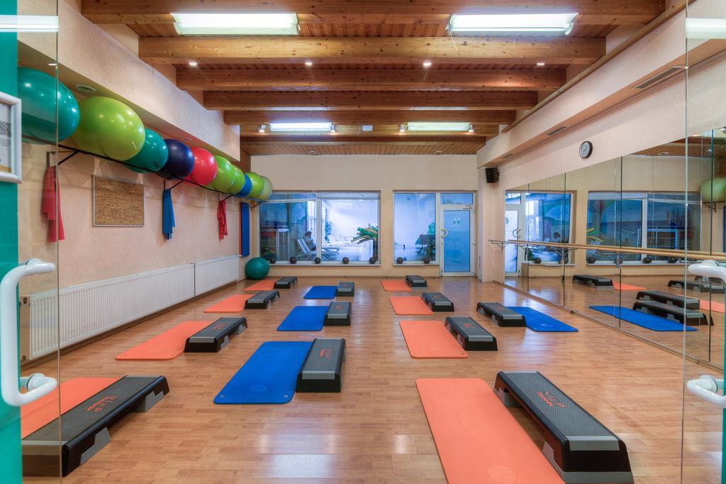 Sport- & Vital-Resort Neuer Hennings Hof Perleberg Eksteriør billede